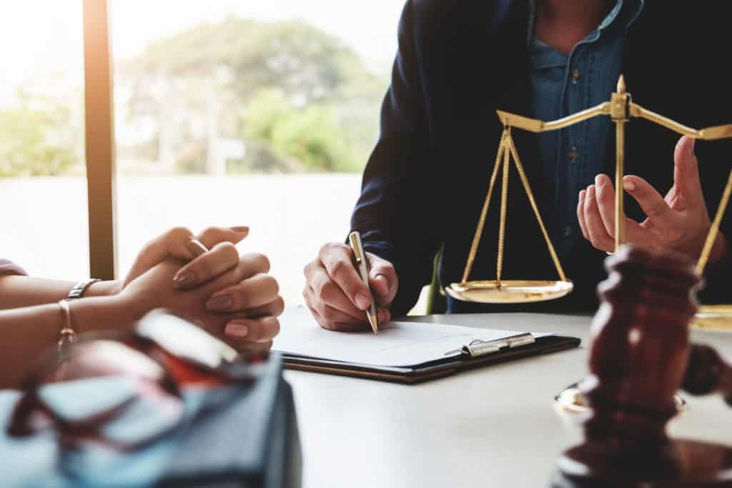 Court Applications vs. Mediation: A Less Stressful Path with EH Mediation Newham